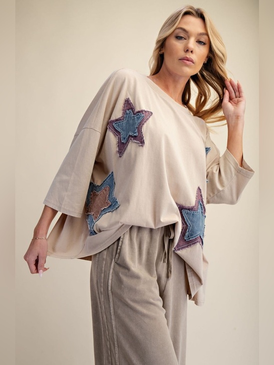 easel Tops - Easel Star Patch Women’s Top NWT